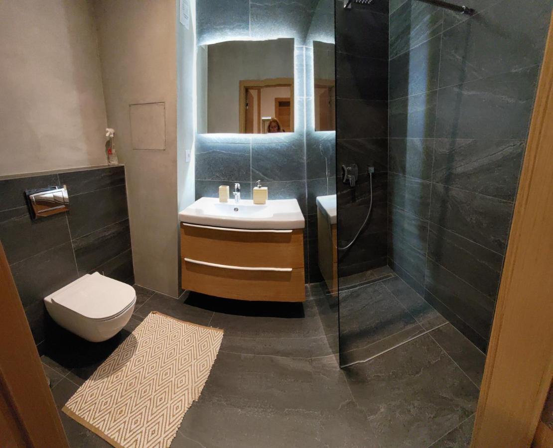 Apartman 206 Zaly Benecko Luaran gambar